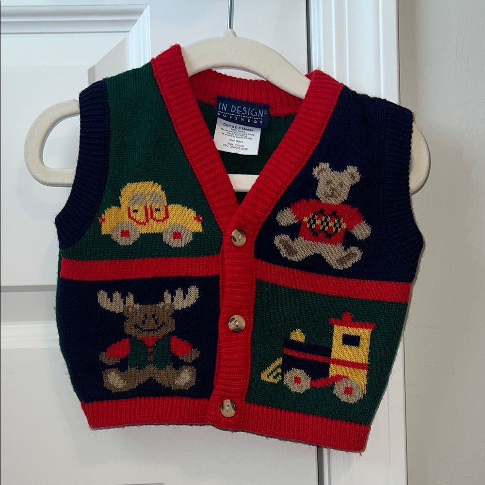 VINTAGE Colorful Christmas Holiday Knit Vest with Moose, Bear, Car, and Train